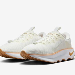 Nike Motiva Walking Shoe- Sail/White/Copper